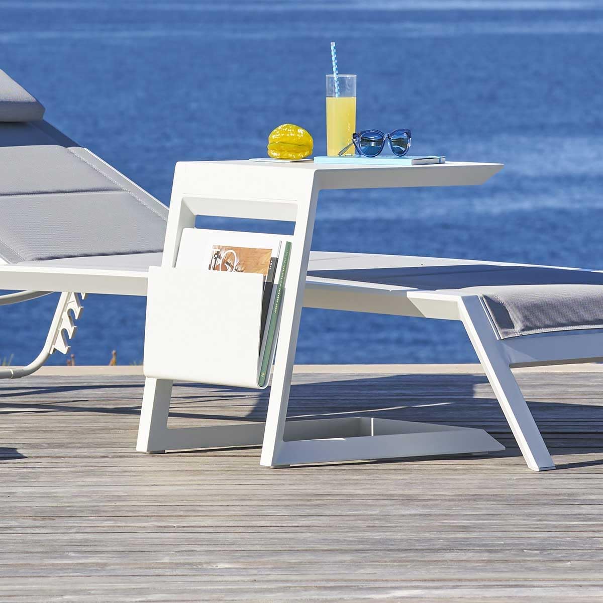 etezen - table d'appoint Allure - 50x50 cm - acier blanc