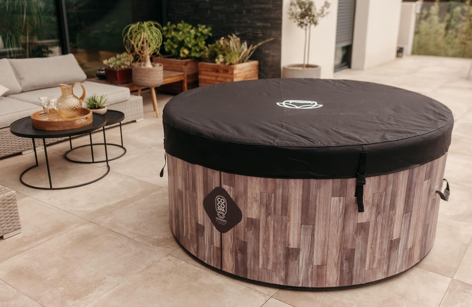 etezen Nordik Spa Gonflable - 150 cm de diamètre - 800 litres - Moteur 2240 W - 2 à 4 Personnes - Massage 140 Jets