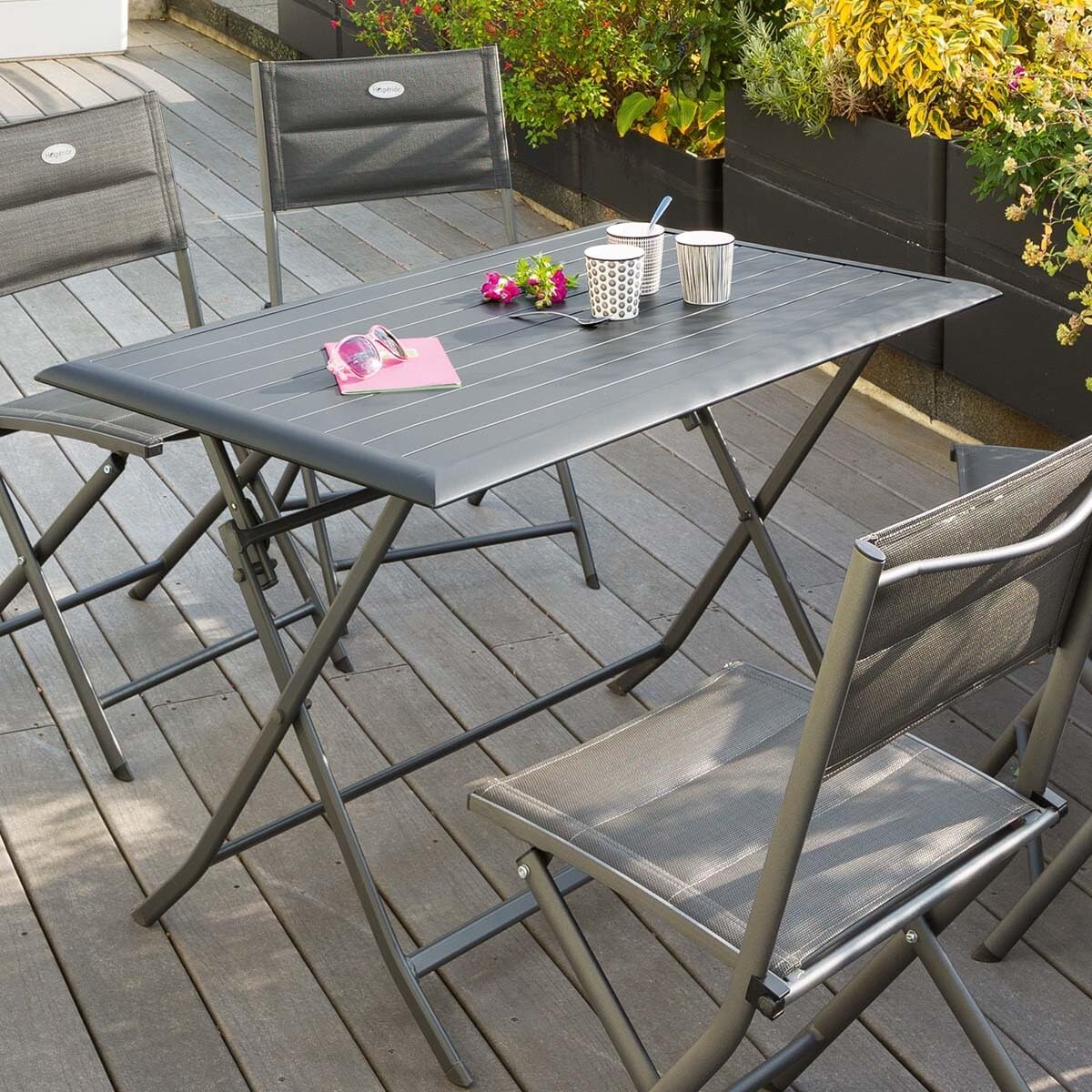etezen - Azua - table pliante 4 places, alu époxy gris graphite
