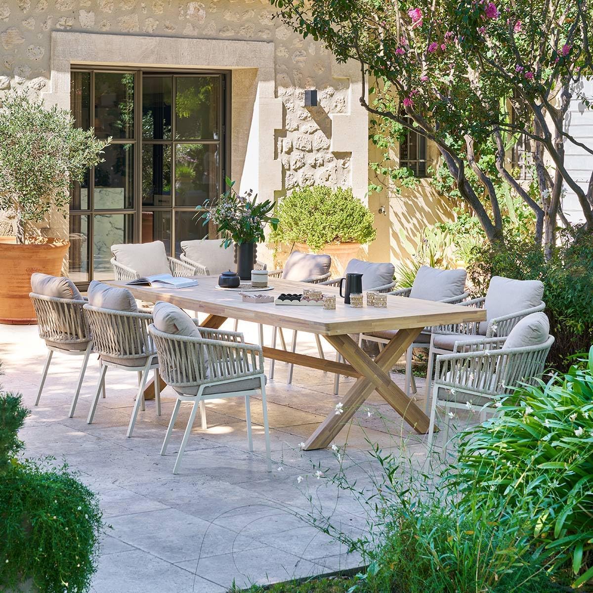 etezen - Xenia table de jardin 10 places - eucalyptus - grande taille