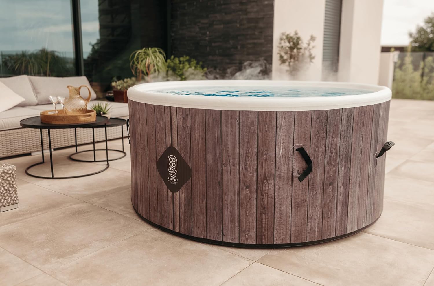 etezen Helsinki Spa Gonflable - 150 cm de diamètre - 800 litres - Moteur 2240 W - 2 à 4 Personnes - Massage 140 Jets
