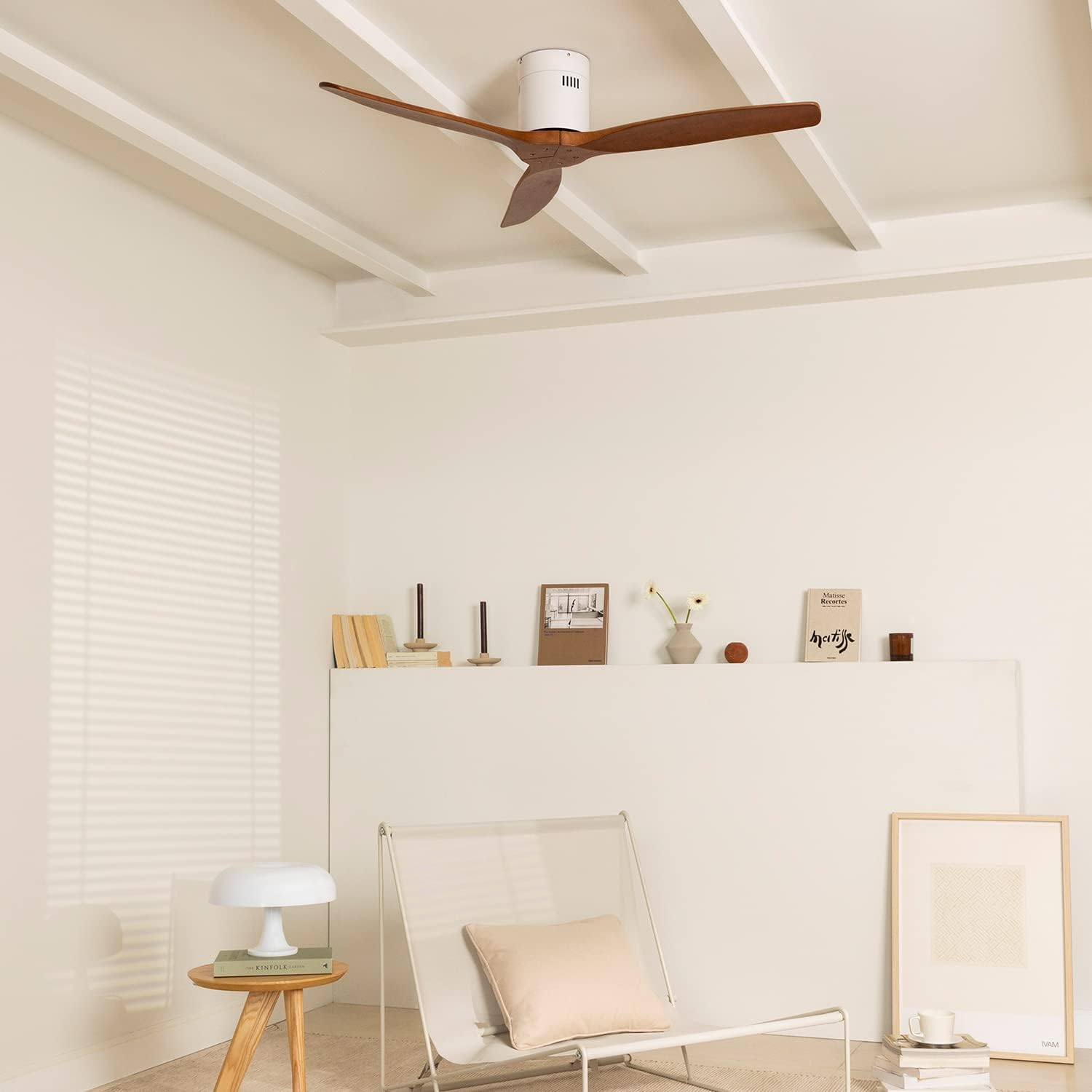 CREATE / WINDCALM M/Ventilateur de plafond ABS avec télécommande blanc pales effet bois foncé / 40W, Silencieux, Ø132 cm, 6 vitesses, minuterie, été-hiver, double hauteur