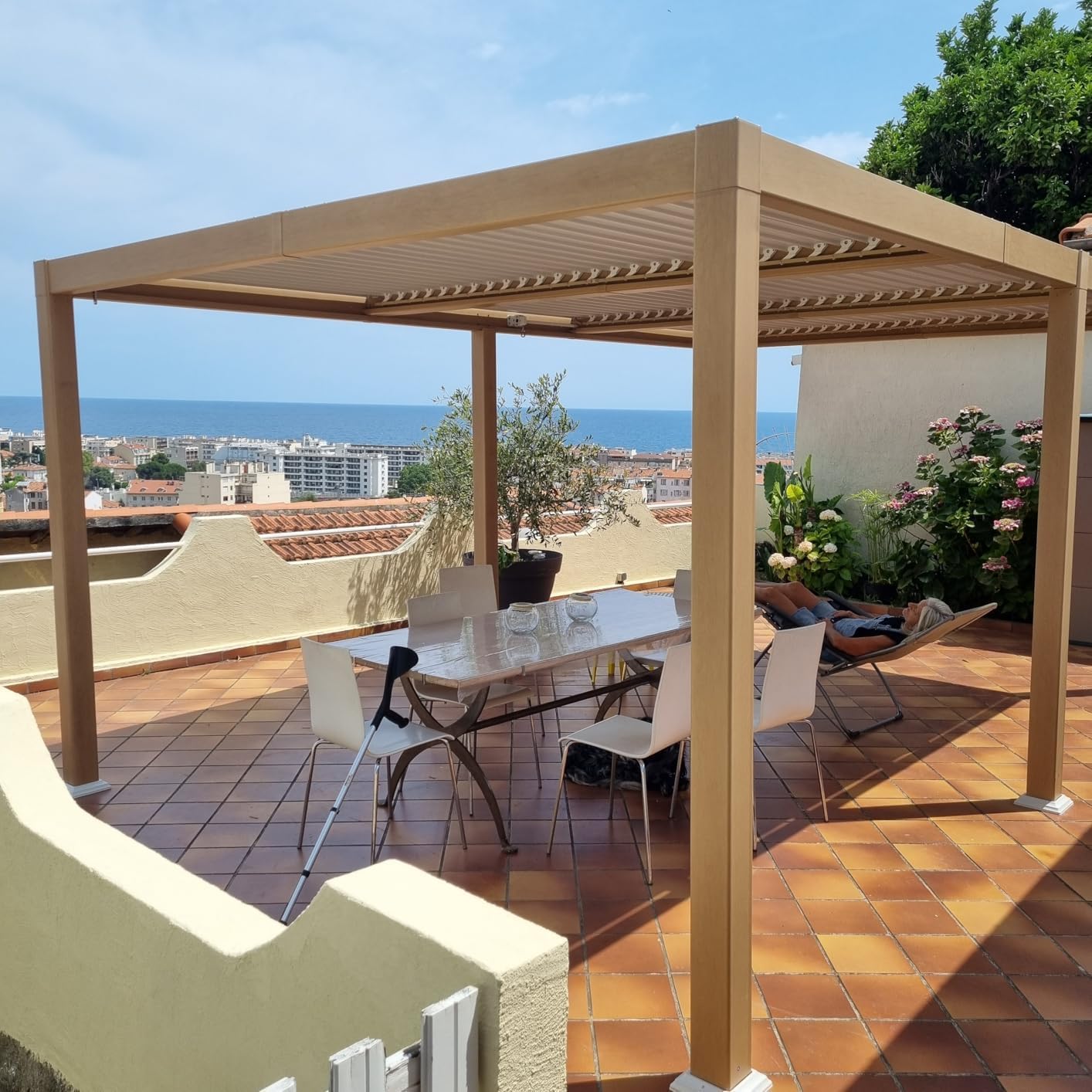 etezen - Pergola Bioclimatique bois effet alu - 3,5x6,35m - lames orientables, imperméable, extérieur