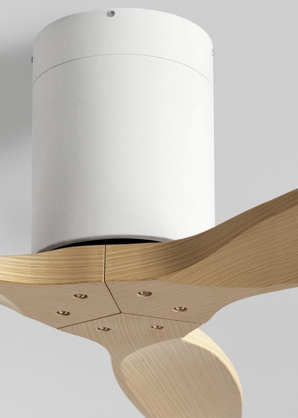 CREATE WINDCALM S Ventilateur de plafond ABS blanc, pales effet bois clair avec télécommande, 40 W, silencieux, Ø112 cm, 6 vitesses, minuteur, fonction été/hiver