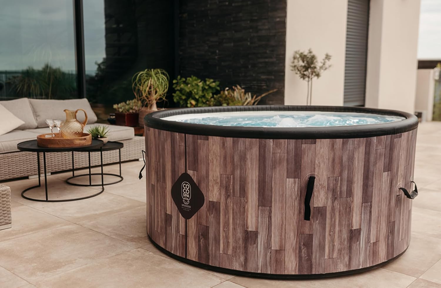 etezen Nordik Spa Gonflable - 150 cm de diamètre - 800 litres - Moteur 2240 W - 2 à 4 Personnes - Massage 140 Jets