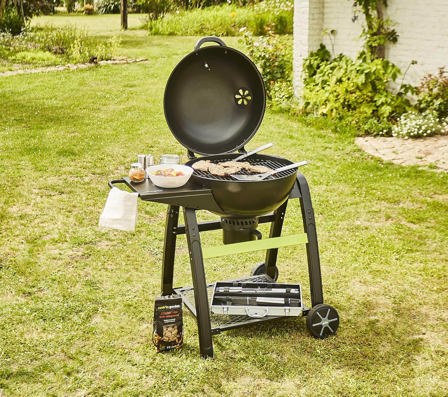 etezen - Tonino 60 - barbecue charbon avec capot, wheels, thermomètre